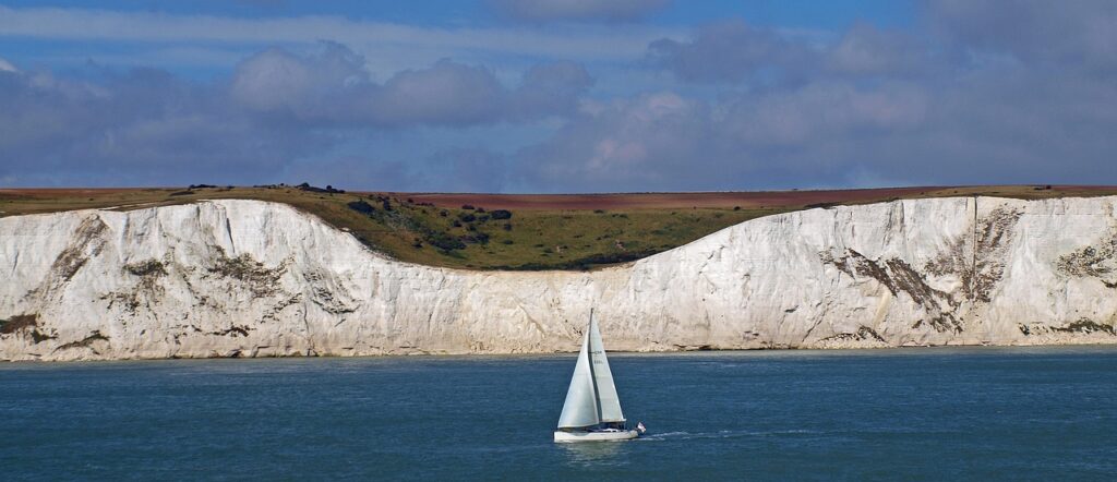 white cliffs, dover, coast-719706.jpg